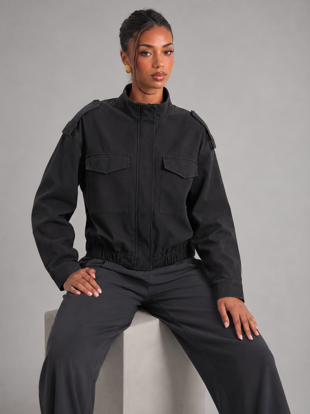 Women's Cropped Utility Jacket With Stand Collar